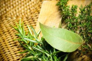 bouquet-garni - Bouquet garni : il parfume si bien les plats