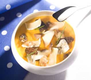 Velouté de courge butternut, morilles et chavignol