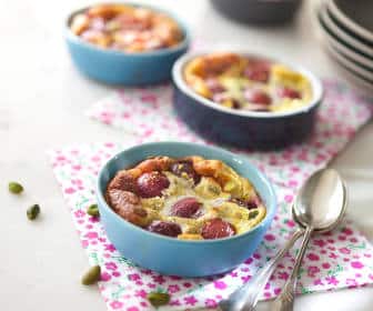 Clafoutis cerise-pistache