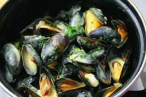 1377182162moulesaucurry - Moules au curry