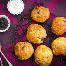 1386080115sconesauquinoaetfruitsrouges