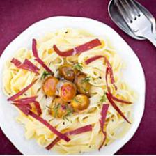 1386241492tagliatellesaumirabelle