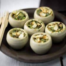 escargots farcies au beurre ail