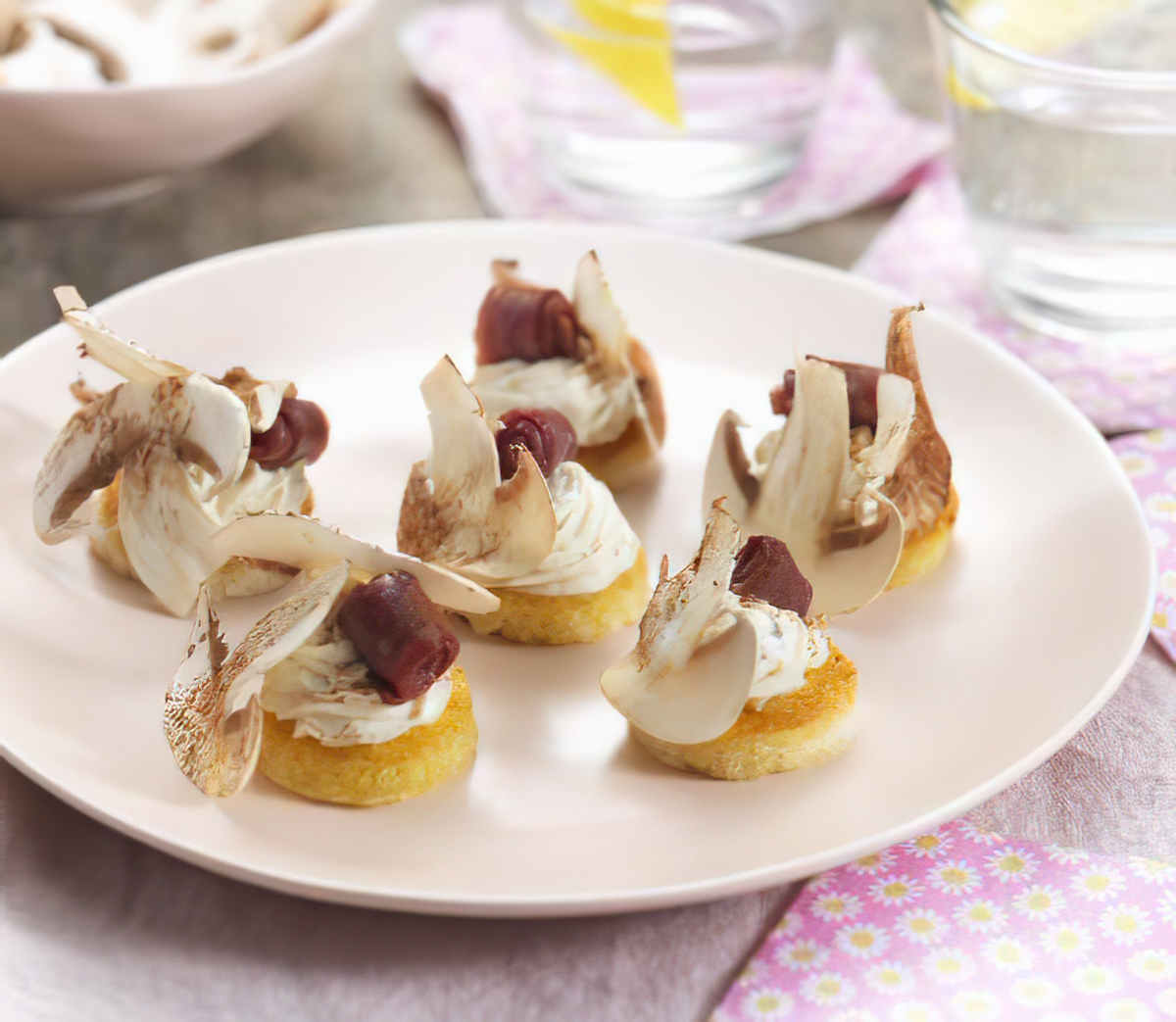 mise en bouche Tartare champignons magret fumé