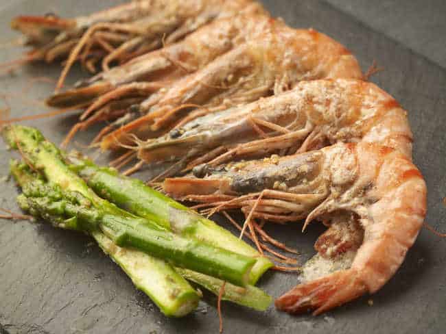 Gambas aux asperges vertes