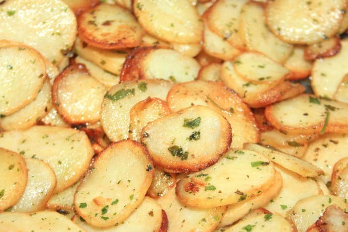 Faut-il éplucher les pommes de terre avant cuisson ? - Cuisine Actuelle