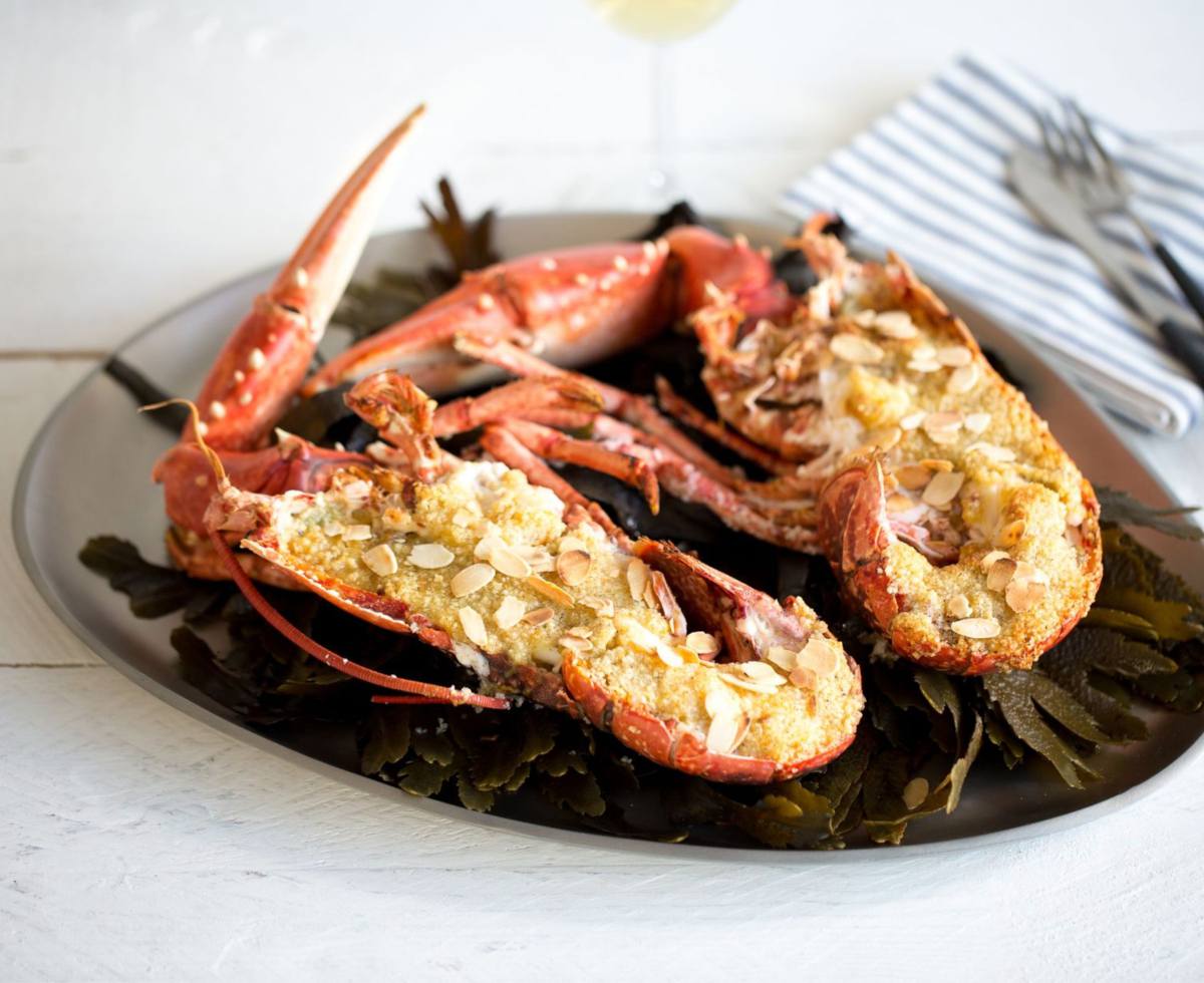 Homard grillé au beurre d’orange