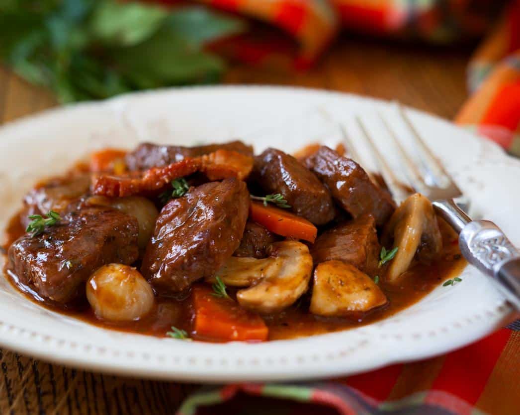 Boeuf bourguignon : la recette facile et délicieuse