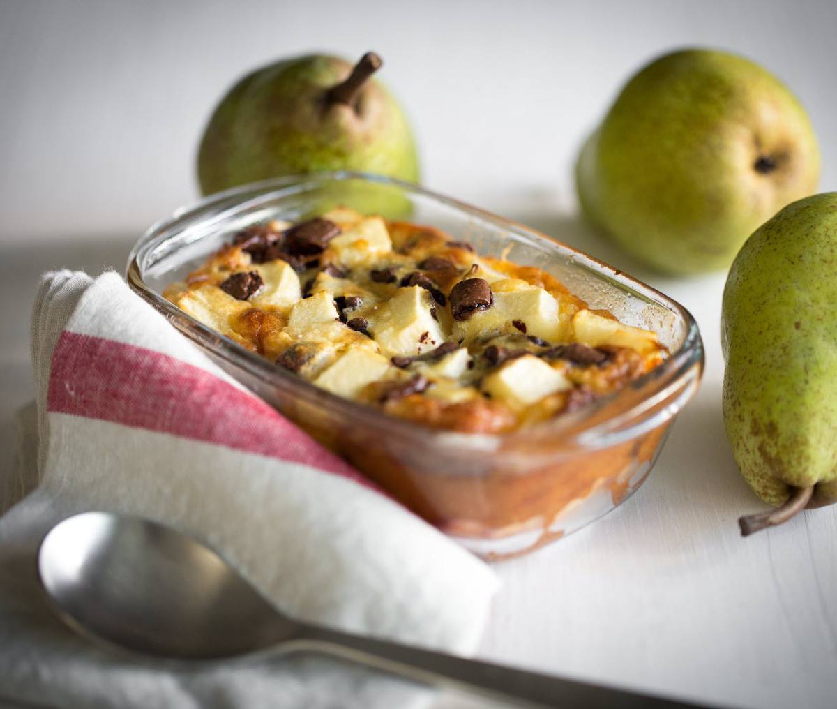 Clafoutis aux poires et chocolat