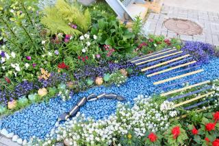 idee deco bleu jardin