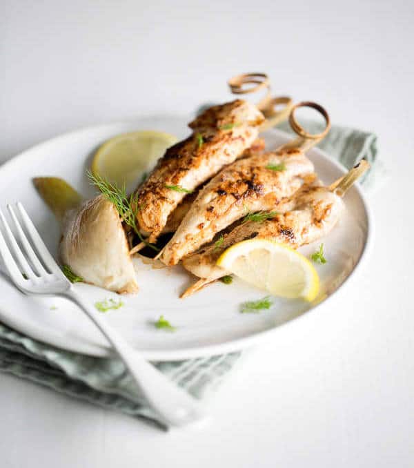 Aiguillettes de poulet marinées au yaourt miel fenouil