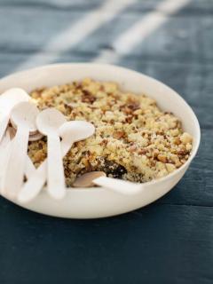 Recette de crumble aubergine, agneau et sarrasin