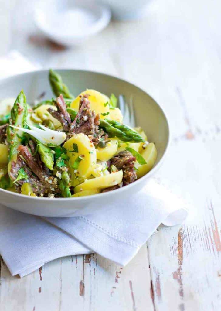 Recette salade de bœuf aux pommes de terre et asperges vertes